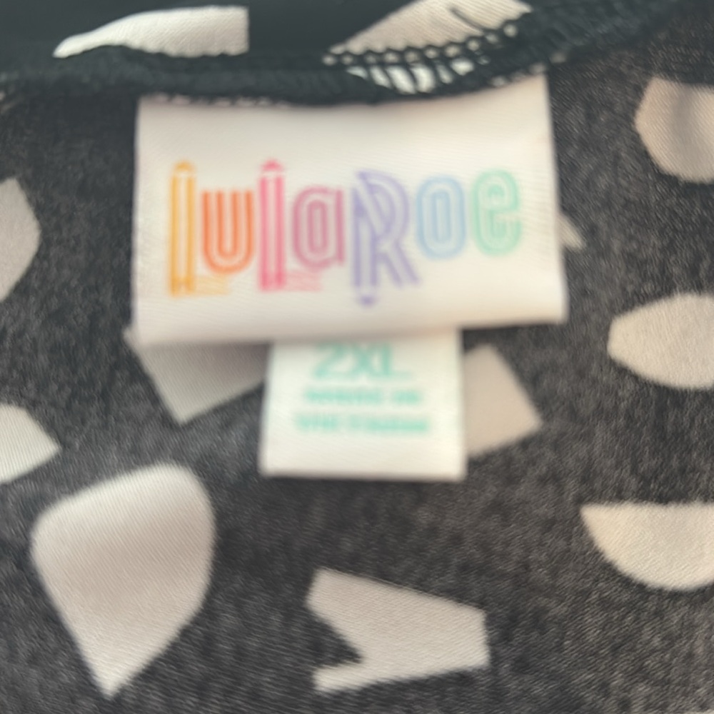 NWOT.  Woman’s LuLaRoe maxi skirt with black background and white shape pattern. - Picture 5 of 7